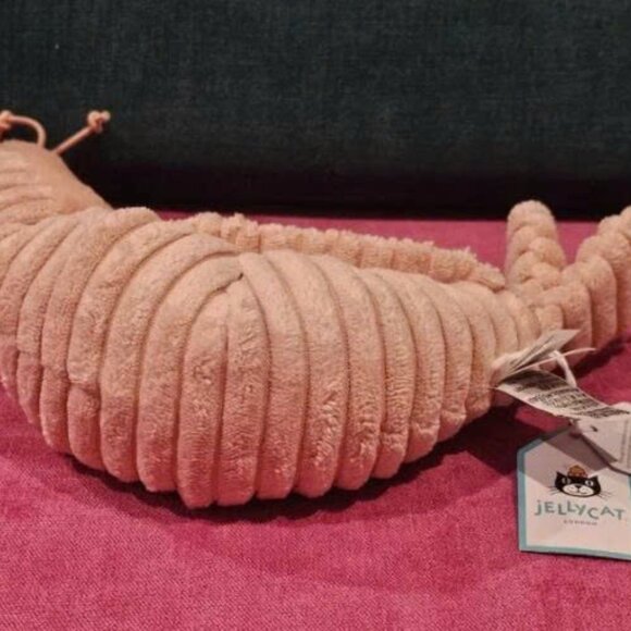 Jellycat Bashfful Bunny with Present Cute RETIRED NWT and Dust Bag - Picture 3 of 5